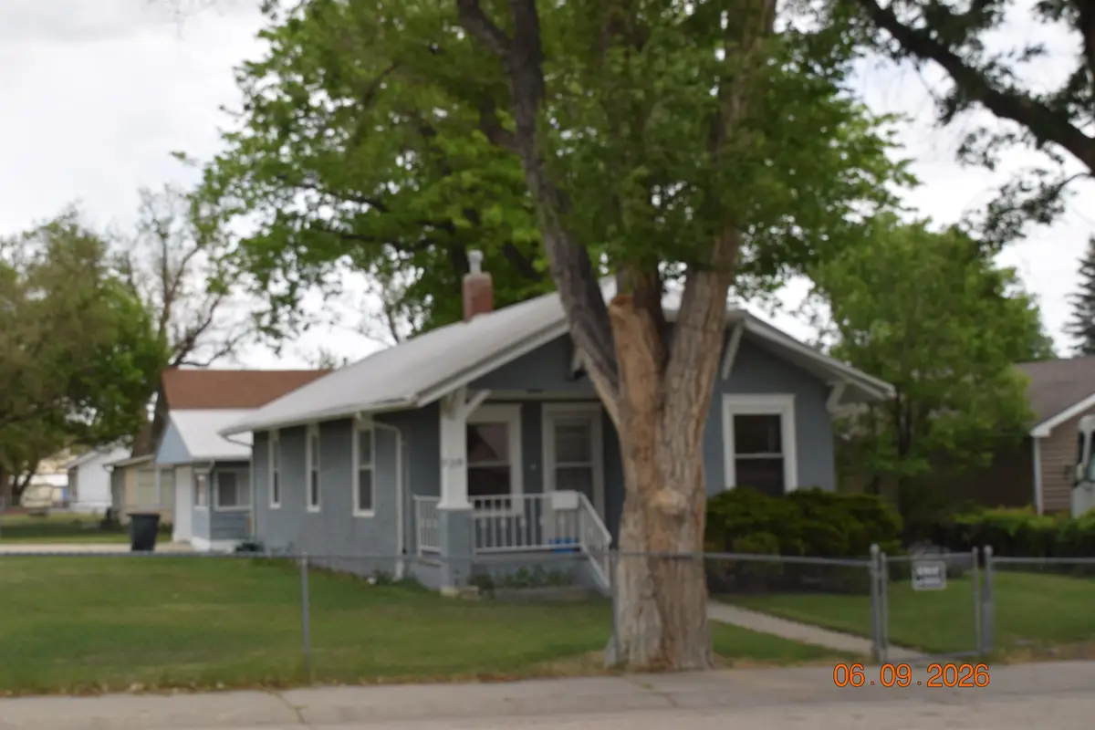 218 W Deer Street, Glenrock, WY 82637 - #1