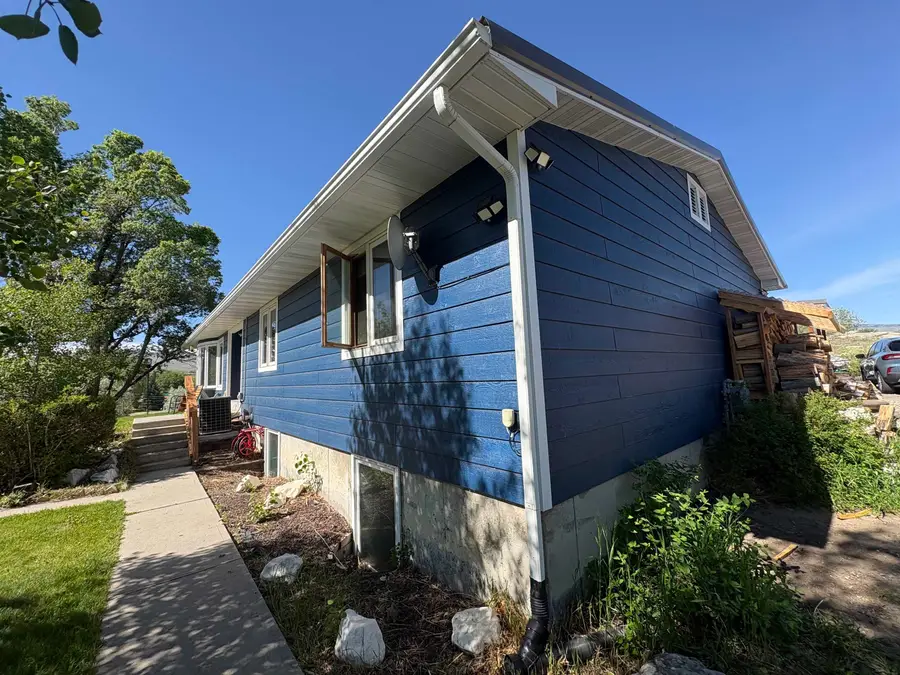 1185 Goodrich Dr, Lander, WY 82520 - #3