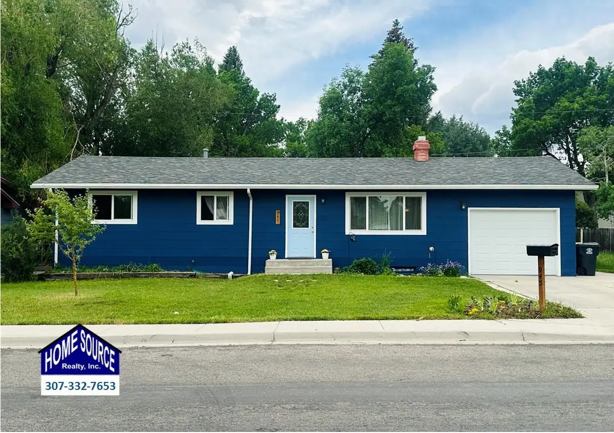 945 Cliff Street, Lander, WY 82520 - #1