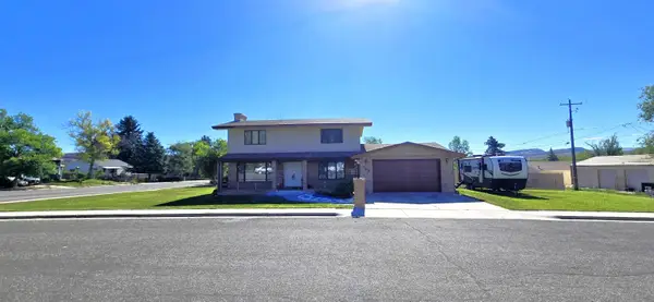 123 N 13th, Thermopolis, WY 82443