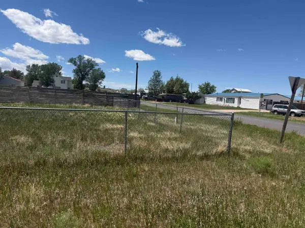 416 N 6th Street, Saratoga, WY 82331