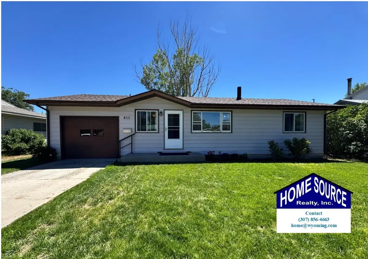 811 Rose Marie Dr, Riverton, WY 82501 - #1