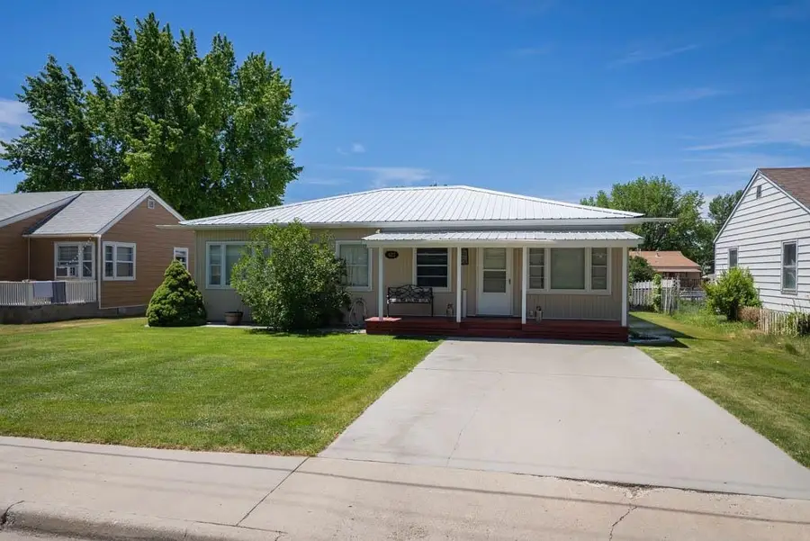 622 S 8th Street, Worland, WY 82401 - #3