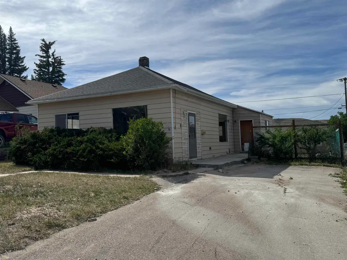 309 Ruby St, Kemmerer, WY 83101 - #1