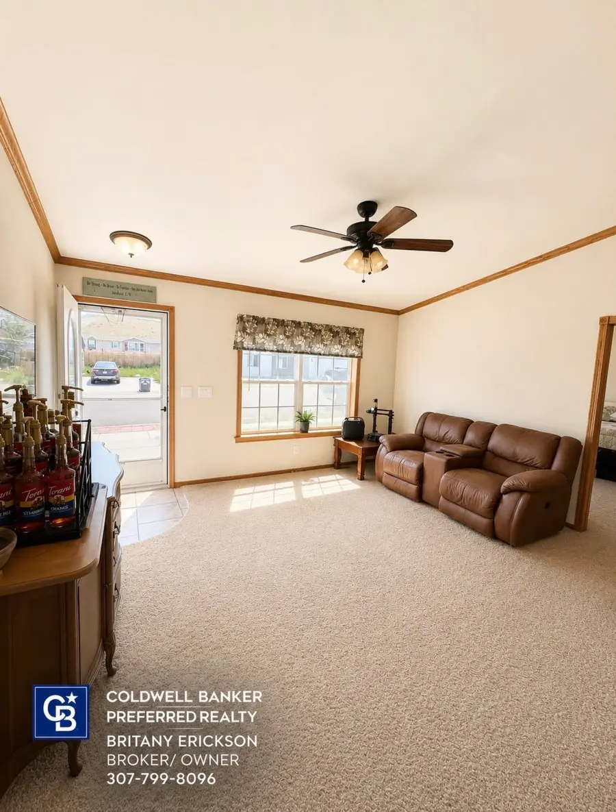 305 Green River Circle, Evanston, WY 82930 - #3