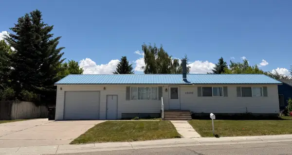 1206 Garnet, Kemmerer, WY 83101