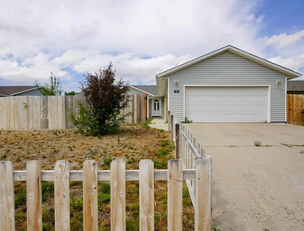 118 Bow Street, Douglas, WY 82633 - #1