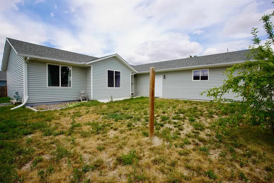 118 Bow Street, Douglas, WY 82633 - #2