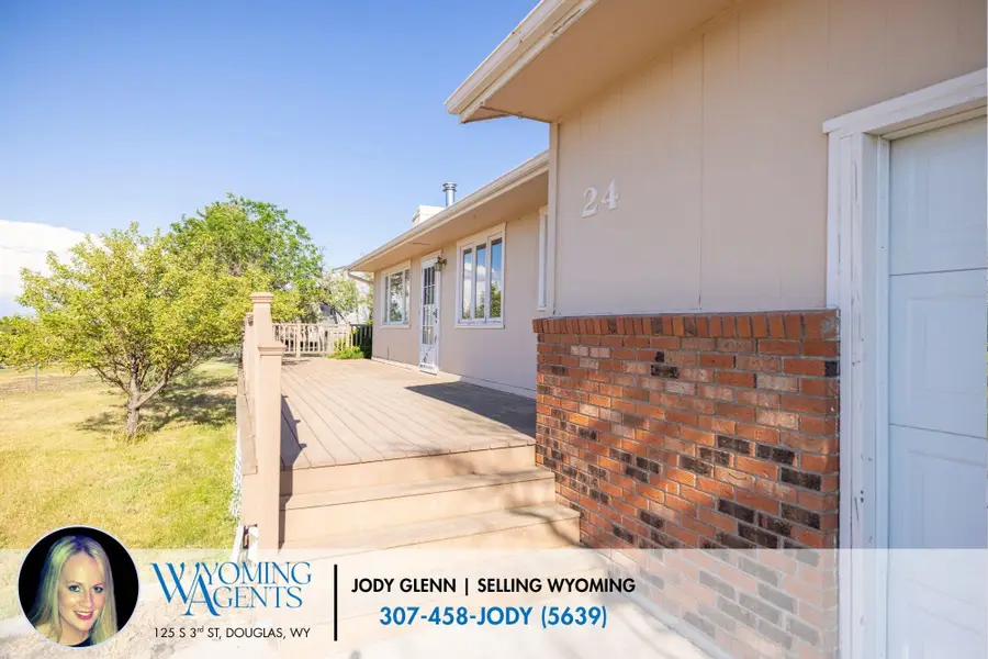 24 Collins Drive, Douglas, WY 82633 - #2