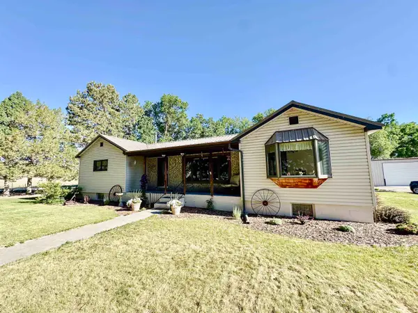 762 Missouri Valley Road, Shoshoni, WY 82649