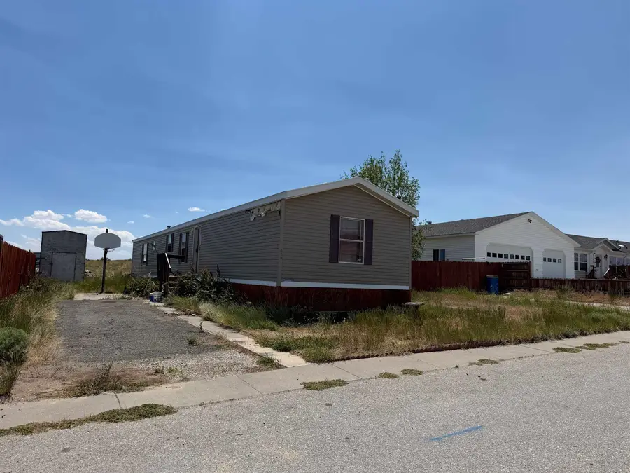 802 Apple, Rawlins, WY 82301 - #2
