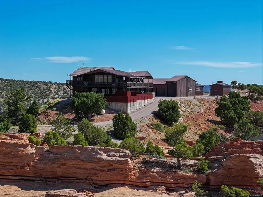 43 Red Cliff Dr, Lander, WY 82520 - #3