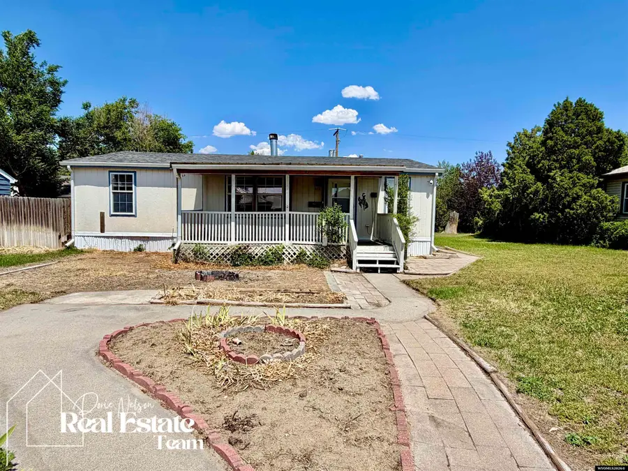 422 Morgan Avenue, Mills, WY 82644 - #2