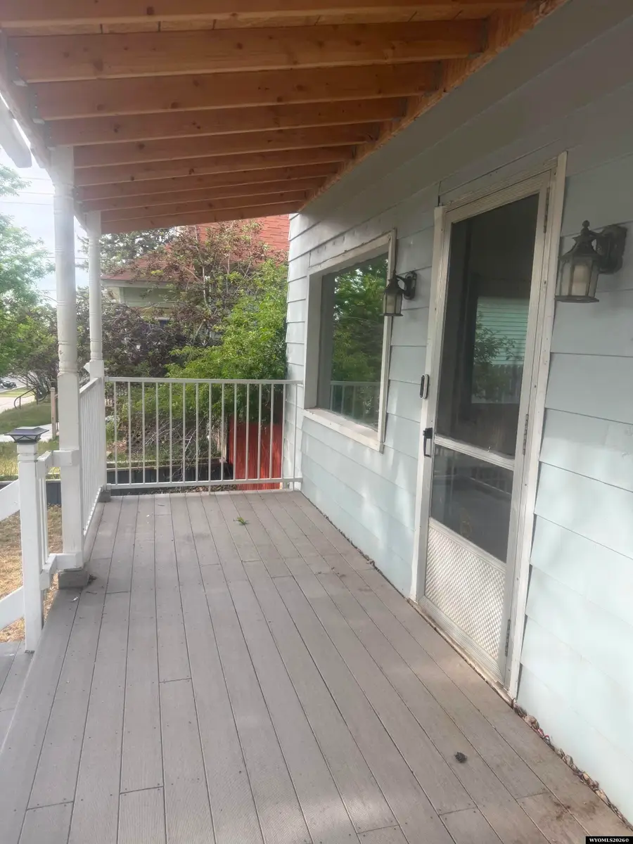 620 5th St, Rawlins, WY 82301 - #3