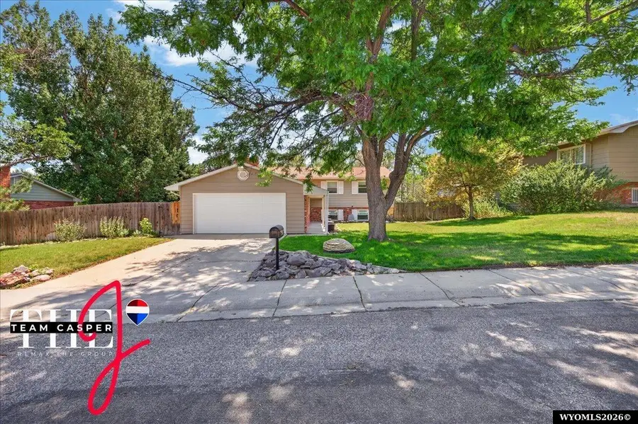 2103 W 42nd, Casper, WY 82604 - #2