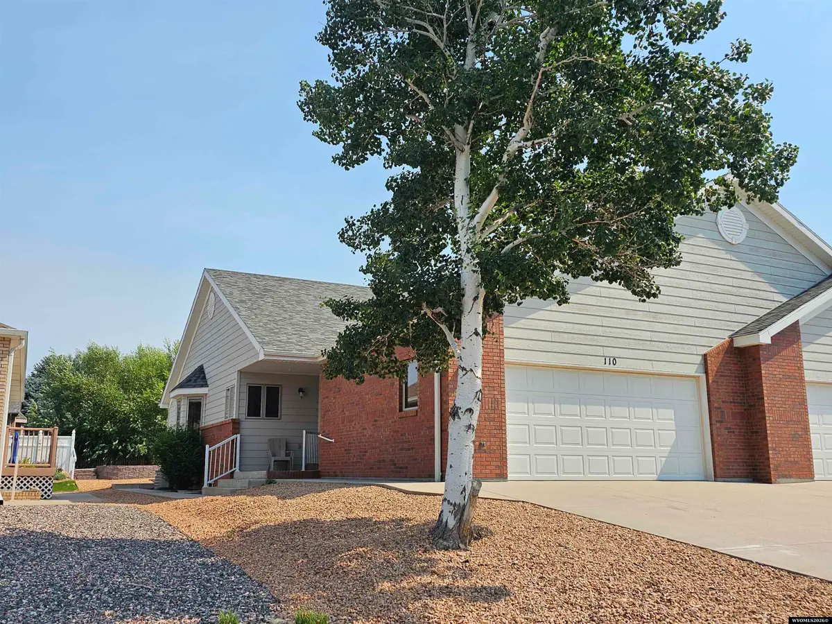 110 Lupine Dr, Torrington, WY 82240 - #1
