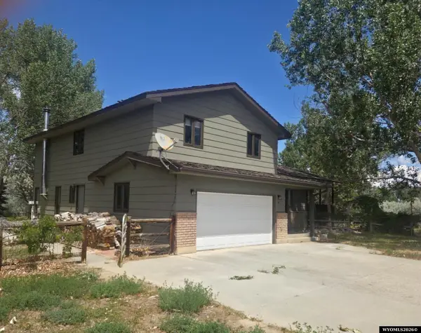 1305 Ten Mile Dr, Worland, WY 82401