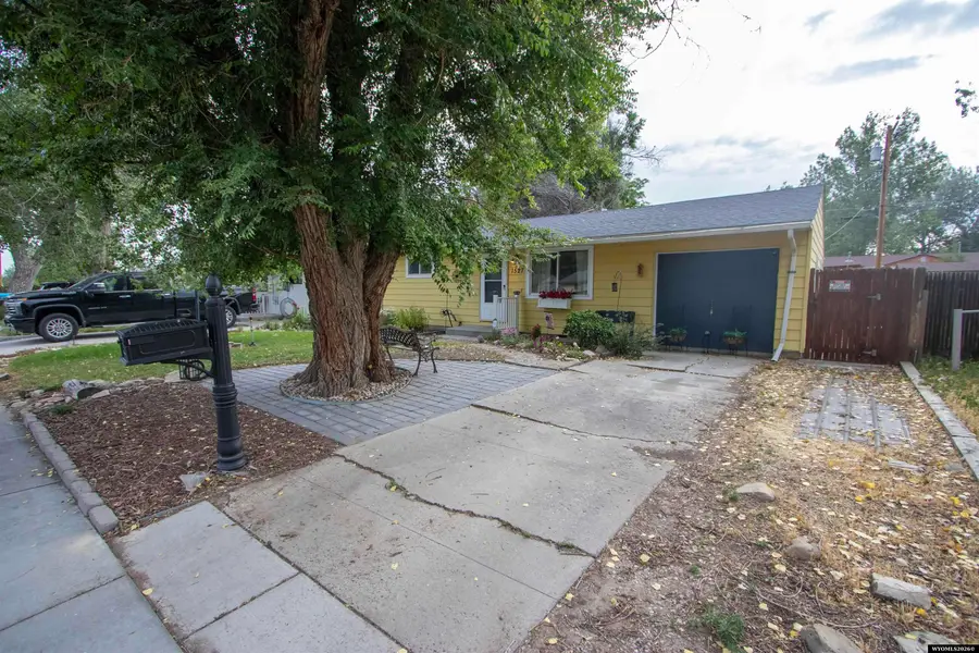 1527 Fremont, Casper, WY 82604 - #3