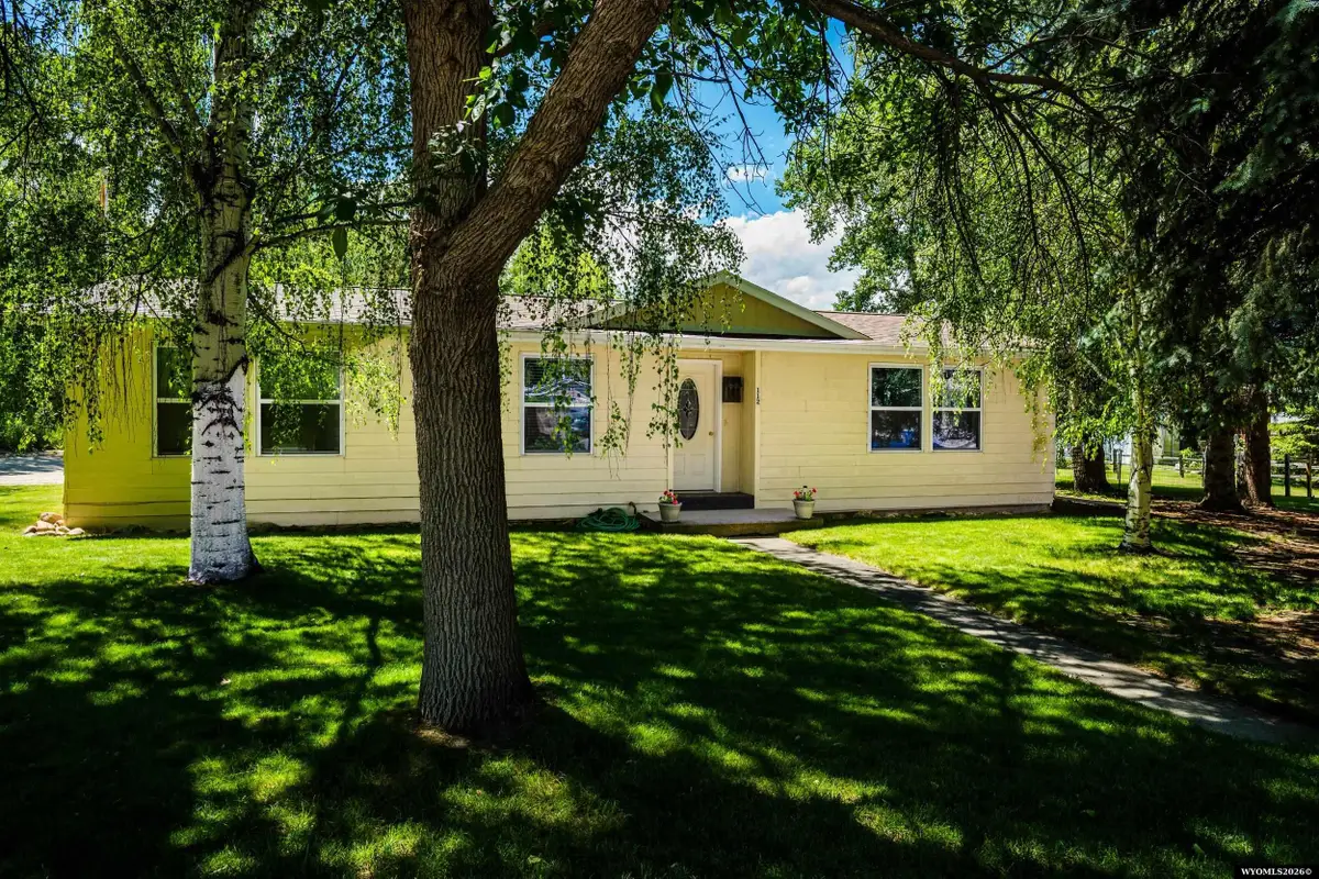 112 N Bozeman Avenue, Buffalo, WY 82834-2102 - #1