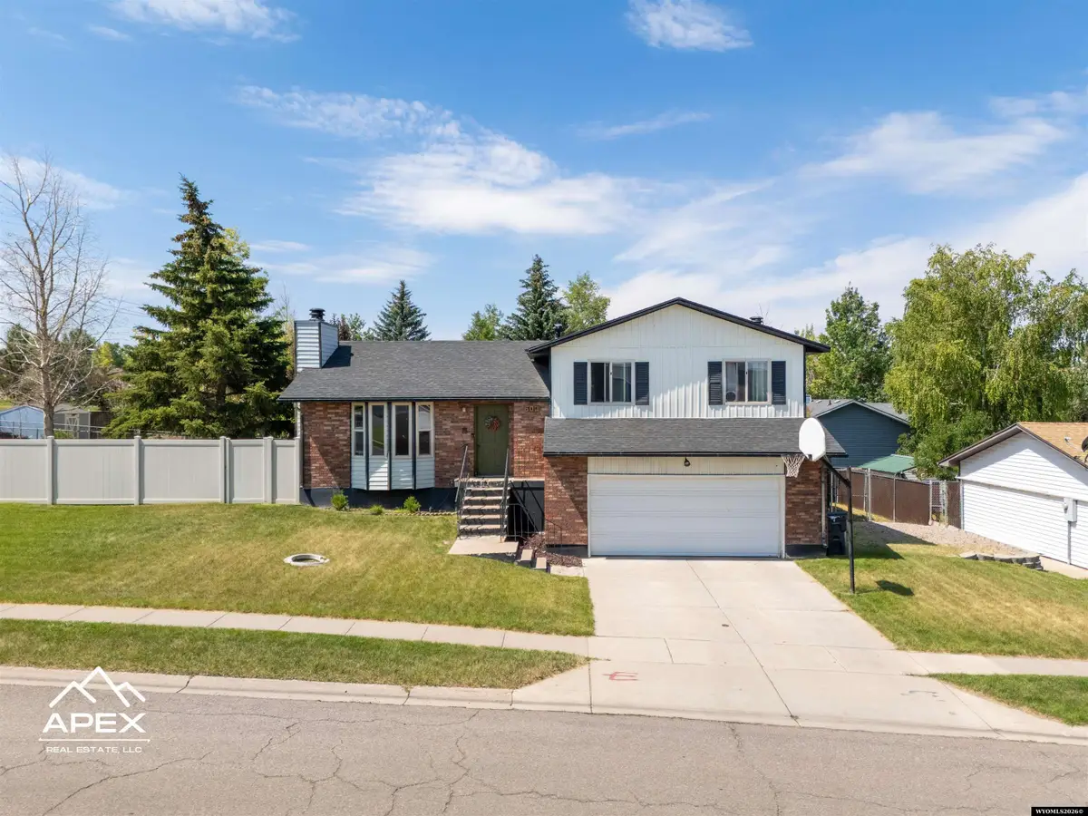 603 Twin Ridge Avenue, Evanston, WY 82930 - #1