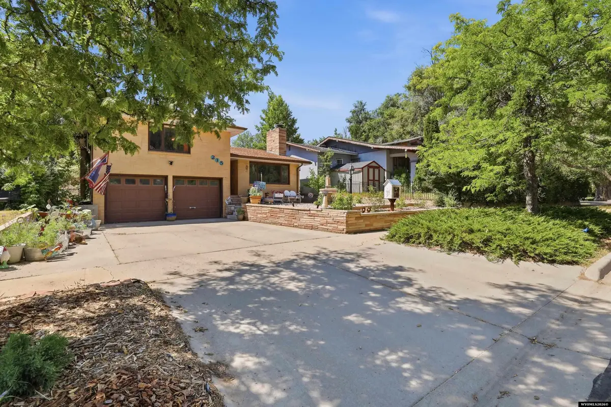 215 E 12th St, Casper, WY 82601 - #1