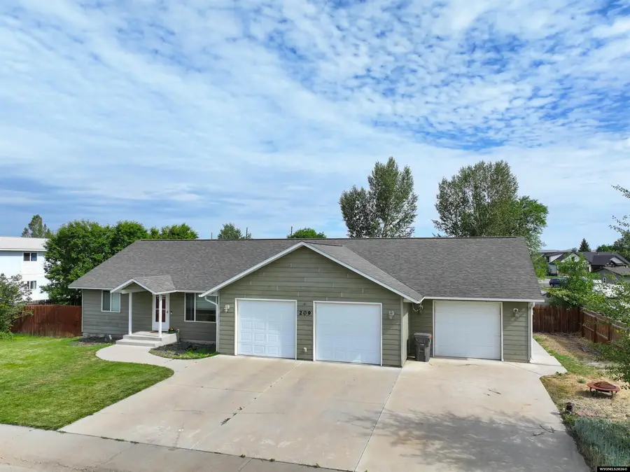 209 Vista Circle, Lander, WY 82520 - #2