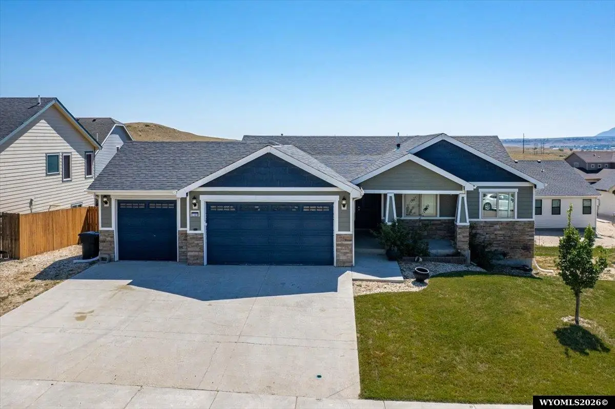 1101 River Heights Dr, Mills, WY 82604 - #1