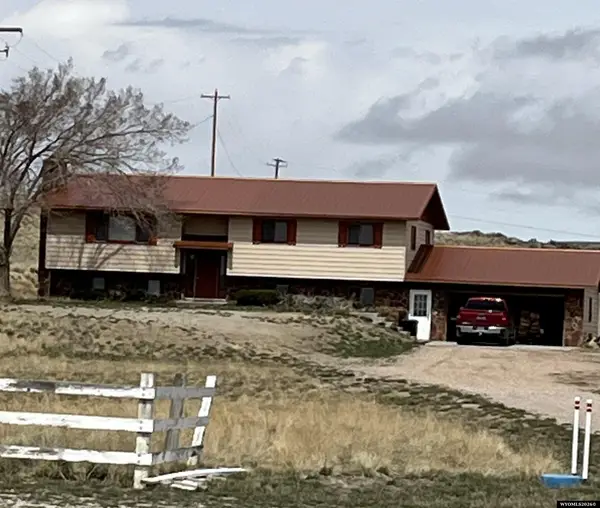 85 Wagon Circle Road, Rawlins, WY 82301