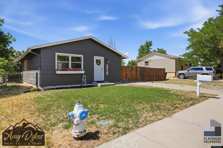 310 S Forest Dr, Casper, WY 82609 - #2