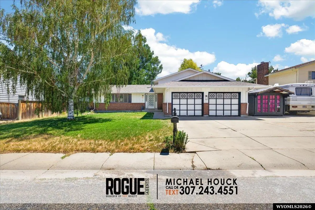 701 Shannon Drive, Casper, WY 82609-9999 - #1