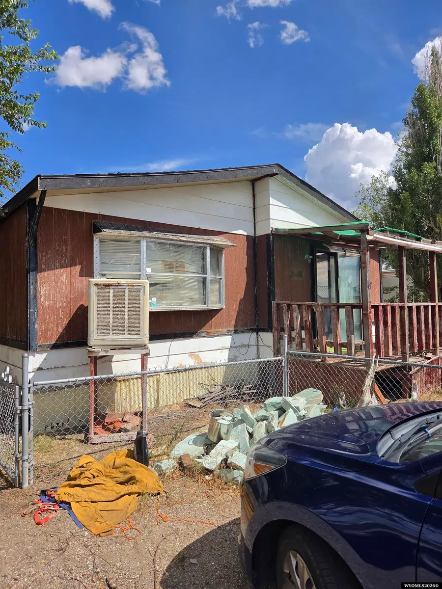 613 Harding Ave, Mills, WY 82604 - #2