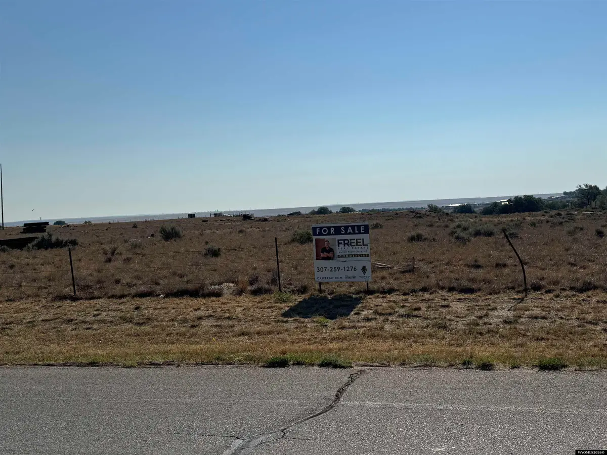 PT N1/2 NW: 28- Commerce, Casper, WY 82601 - #1