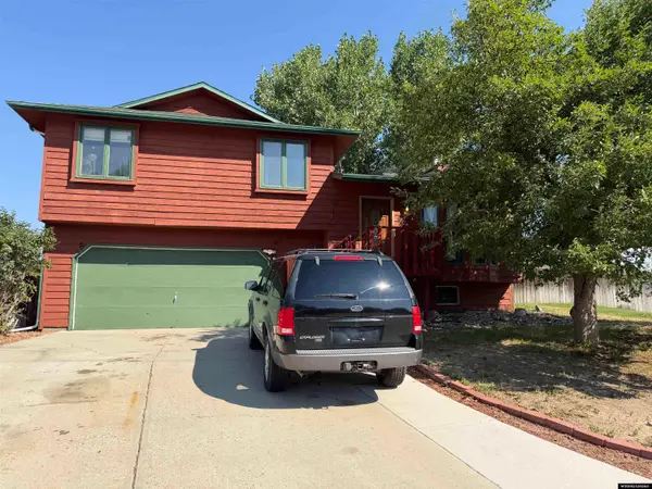 6540 Indian Wells Drive, Casper, WY 82604