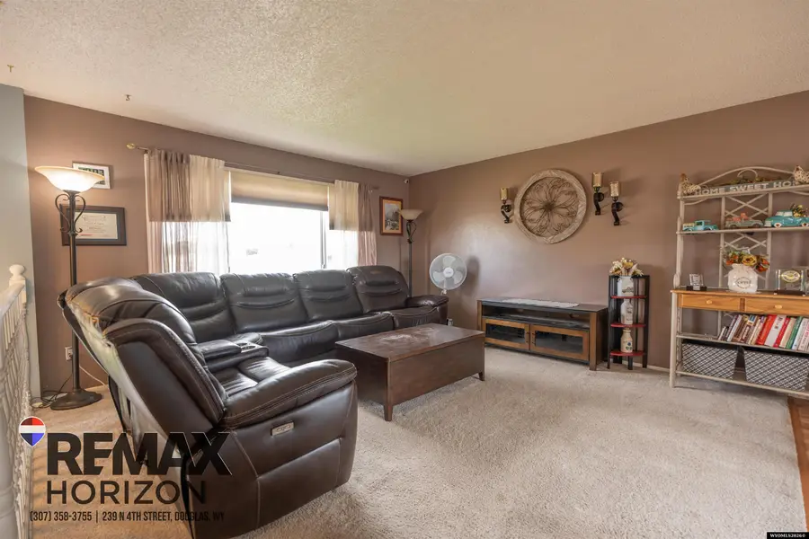 1027 Carver, Douglas, WY 82633 - #3
