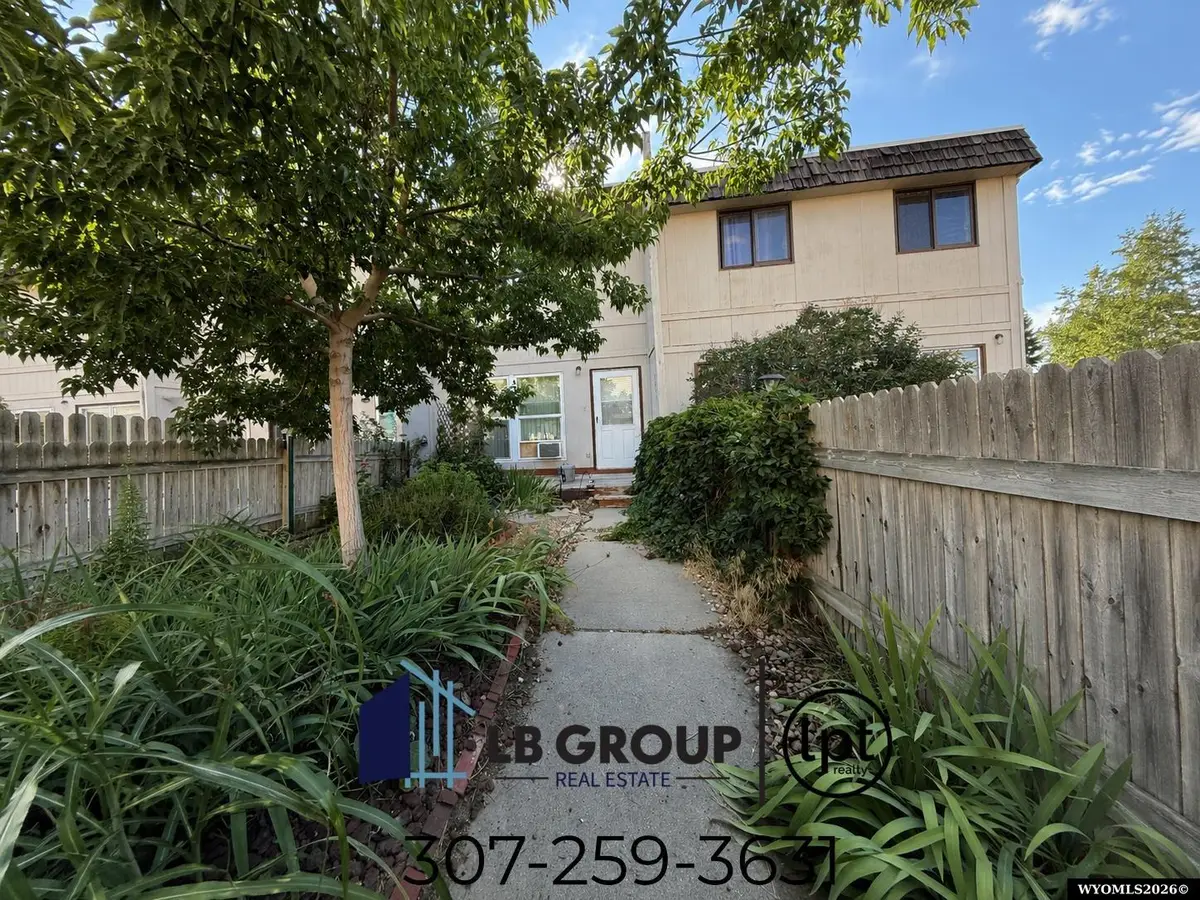 2244 E 8th St, Casper, WY 82609 - #1