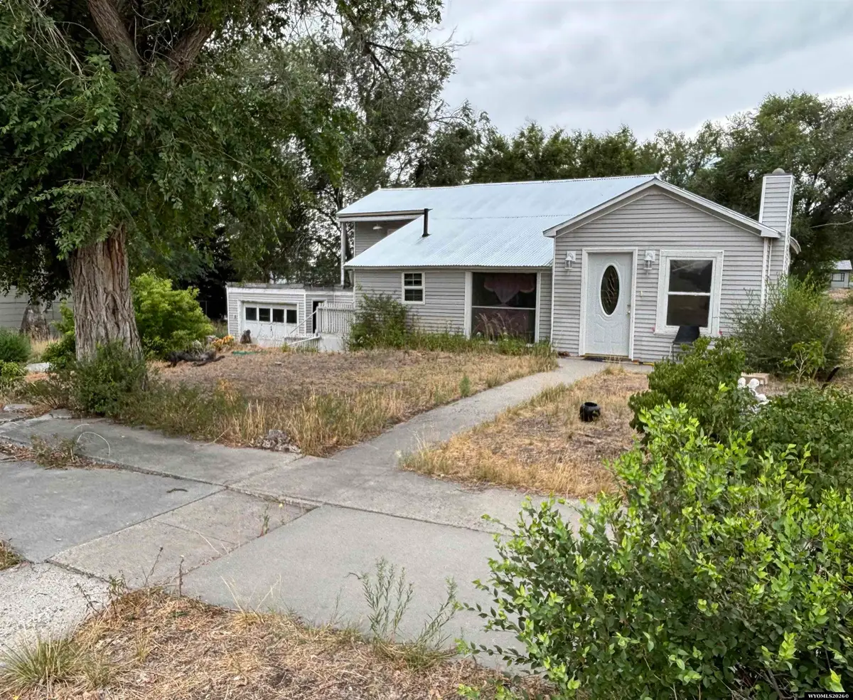 616 S 1st St, Riverton, WY 82501 - #1