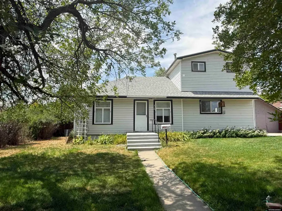 216 N 7th Street, Thermopolis, WY 82443 - #2