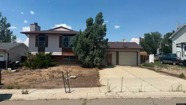 1021 Oak Way, Rock Springs, WY 82901
