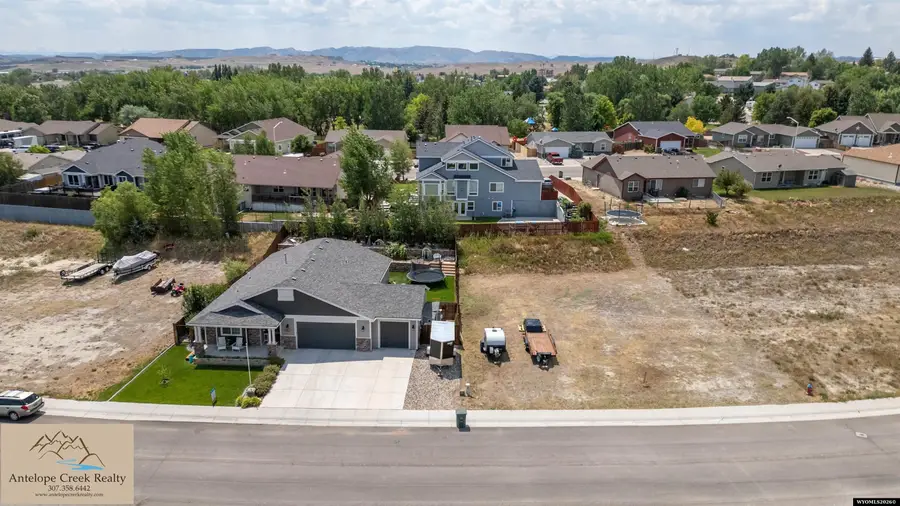 970 Eagle Dr, Douglas, WY 82633 - #3