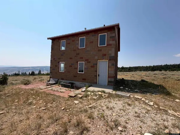 8675 Ponderosa Rd, Casper, WY 82601