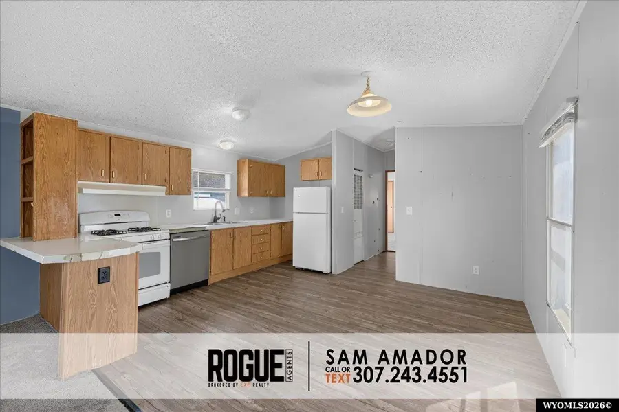 386 Columbine DR, Casper, WY 82604 - #3