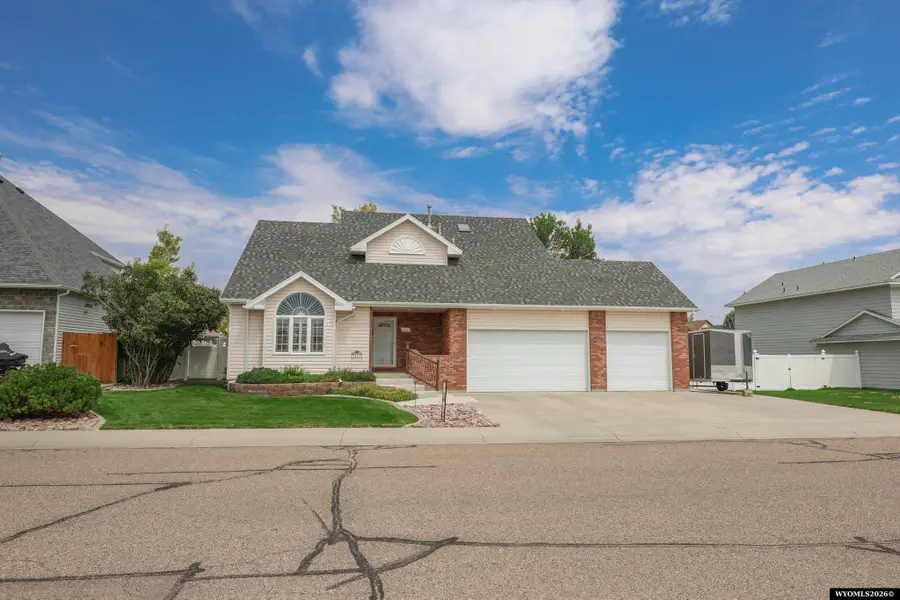 2517 Crestwood Lane, Rock Springs, WY 82901 - #2