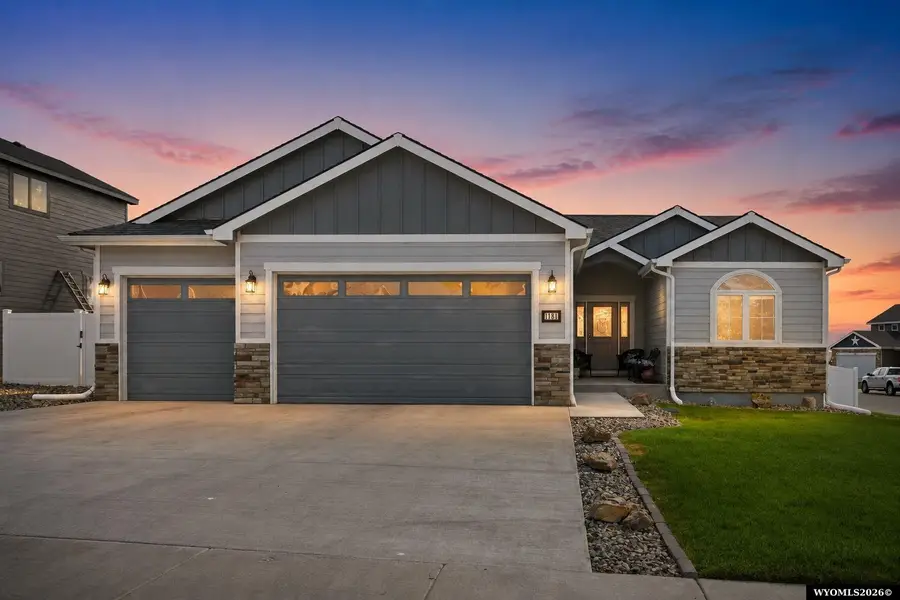 1181 River Heights Dr, Mills, WY 82604 - #2