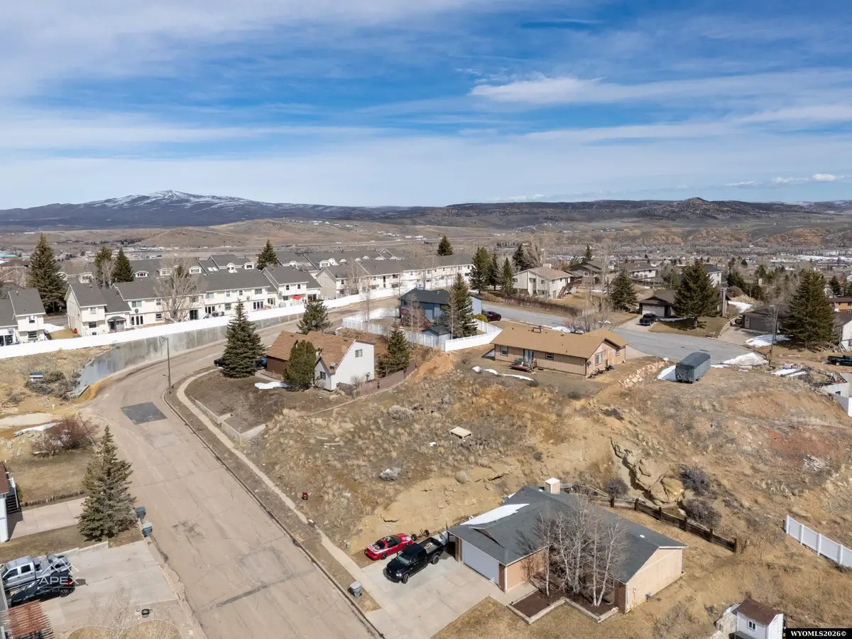 213 Grandview Circle, Evanston, WY 82930 - #1