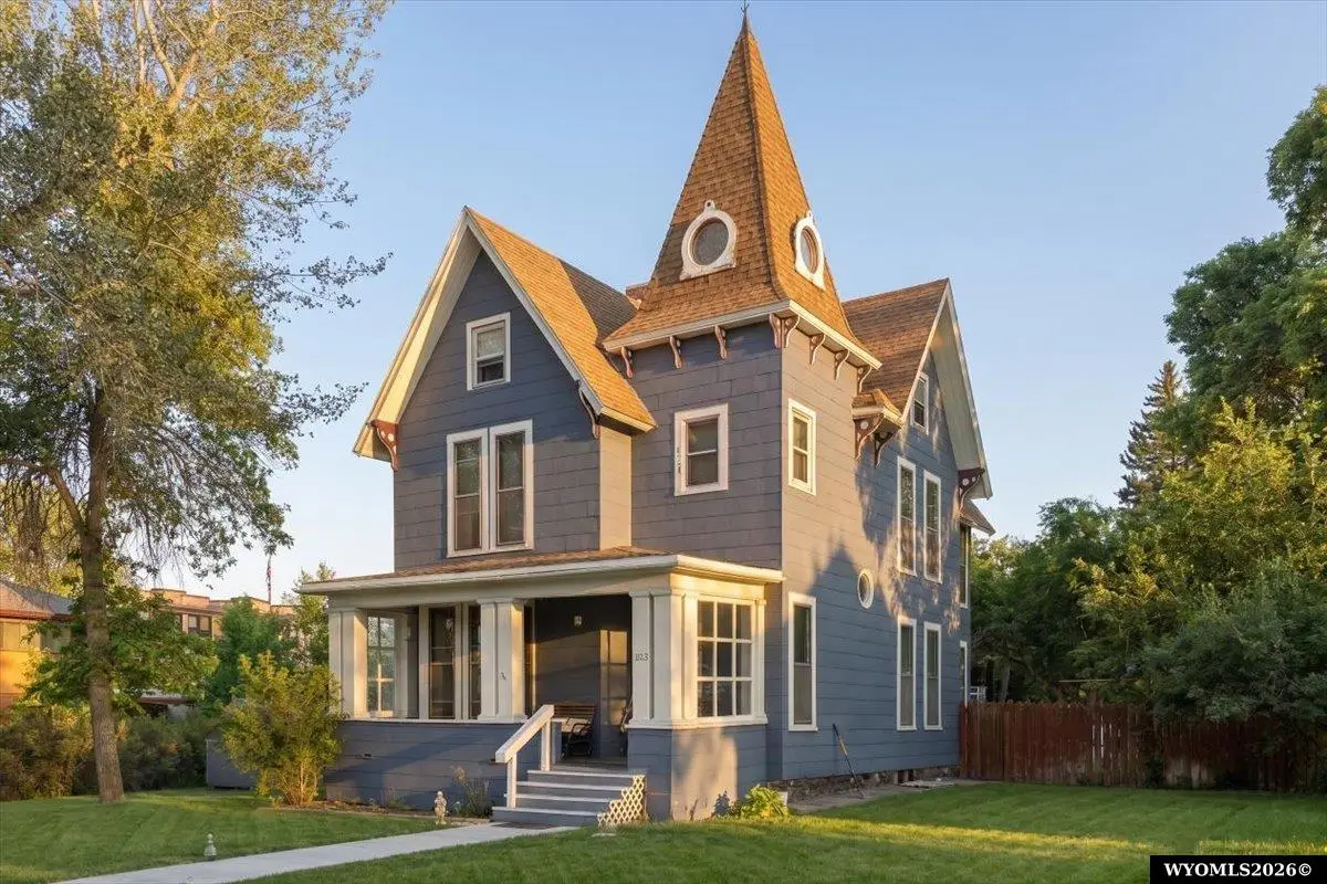 1025 Summit St, Evanston, WY 82930 - #1