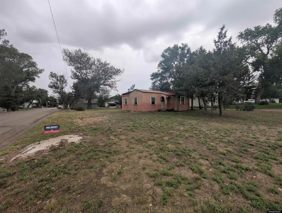 638 S 7th Street, Douglas, WY 82633 - #1