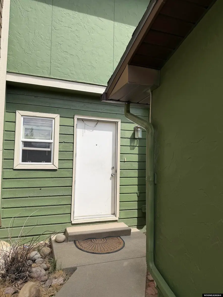 1919 Edinburgh Street, Rawlins, WY 82301 - #2