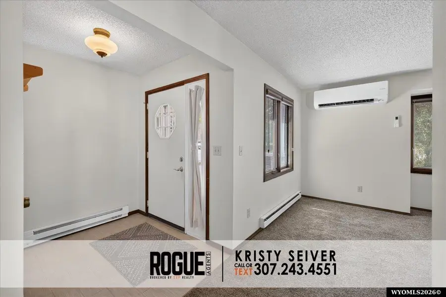 1421 Trojan Dr, Casper, WY 82609 - #3