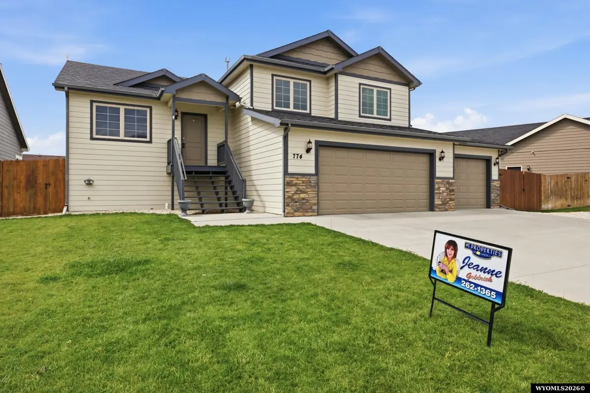 774 Camp Davis Circle, Evansville, WY 82636 - #1
