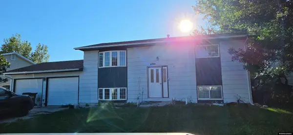 2755 Cherokee Lane, Casper, WY 82604